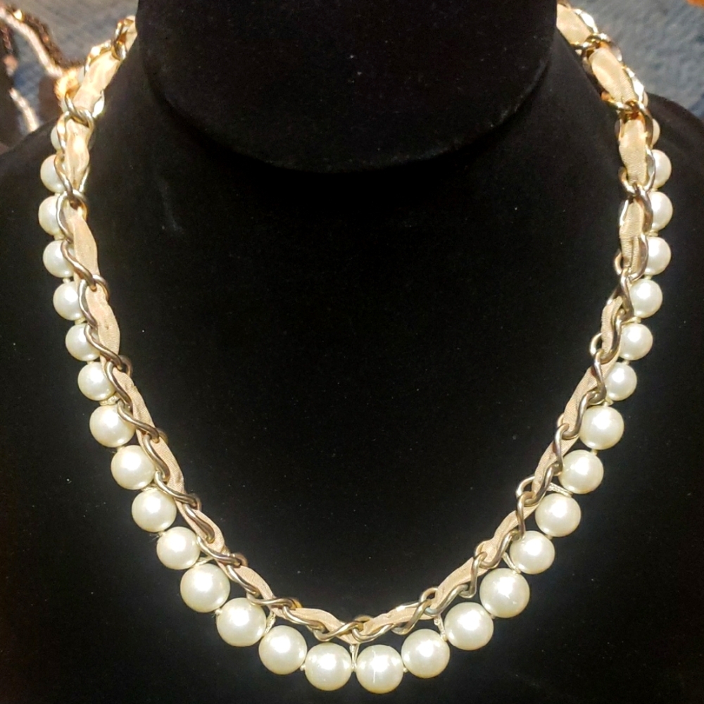Coldwater Creek 22" Necklace Goldtone Chain Pearl Fabric Woven